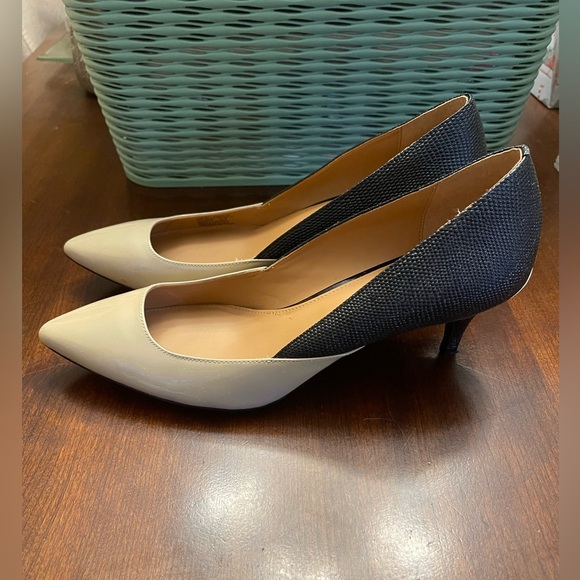 Calvin Klein Women's Patna Pointed Toe Classic Pumps Grege Black - Picture 7 of 8